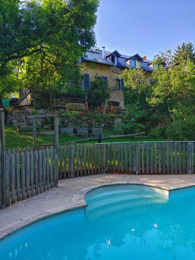Aux Sources De L'Yonne Bed & Breakfast Glux-en-Glenne Exterior photo