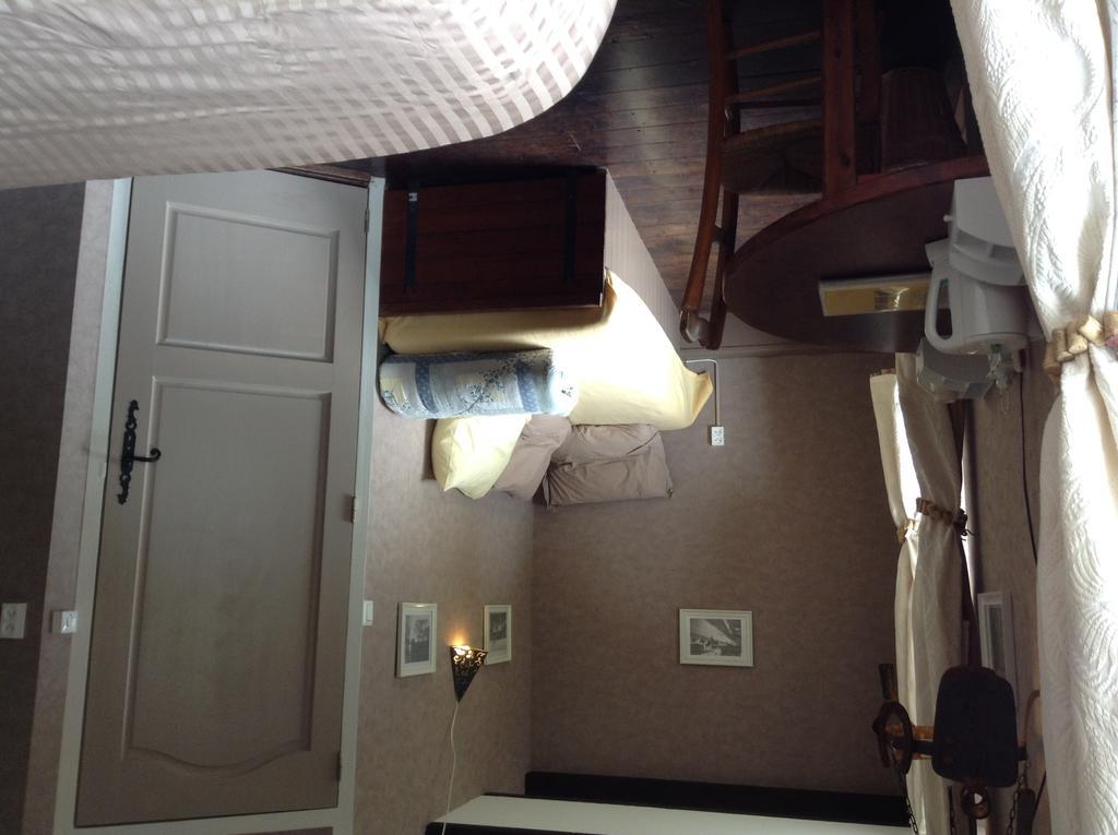 Aux Sources De L'Yonne Bed & Breakfast Glux-en-Glenne Exterior photo
